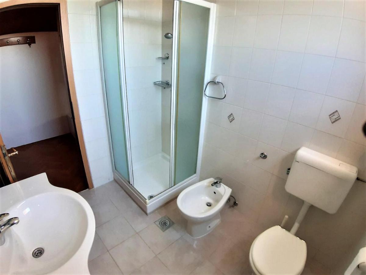 Apt Mirella Apartment Rovinj Exteriör bild